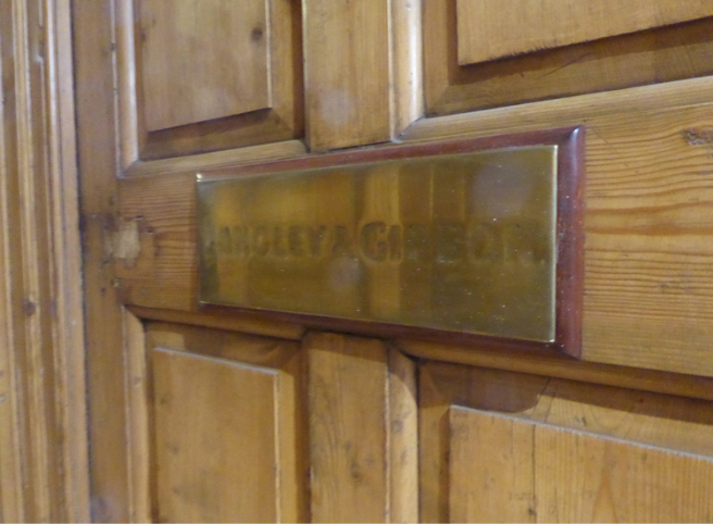 internal door plaque picture